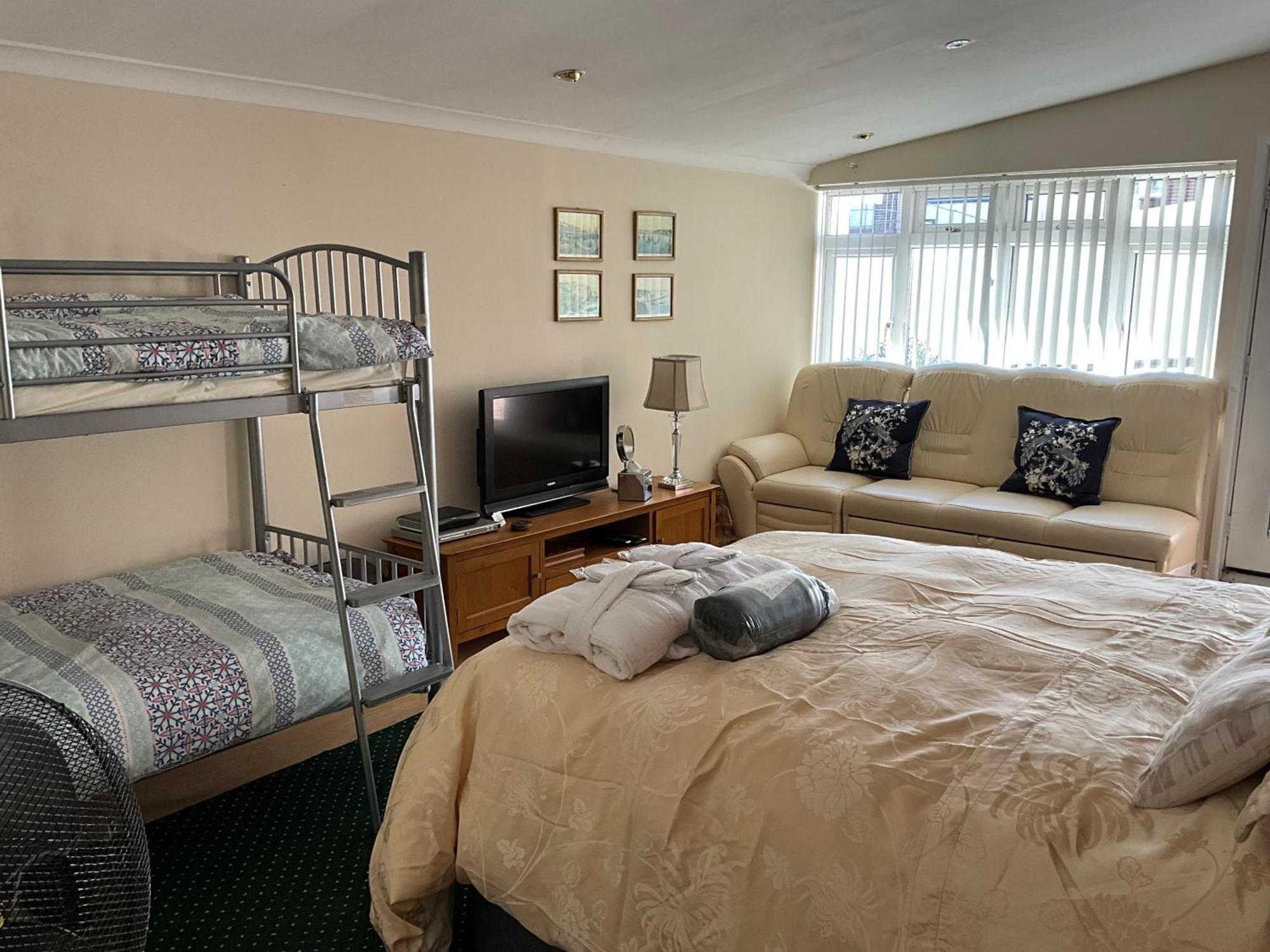 Grockle Nook Holiday Apartment Бриксем Экстерьер фото